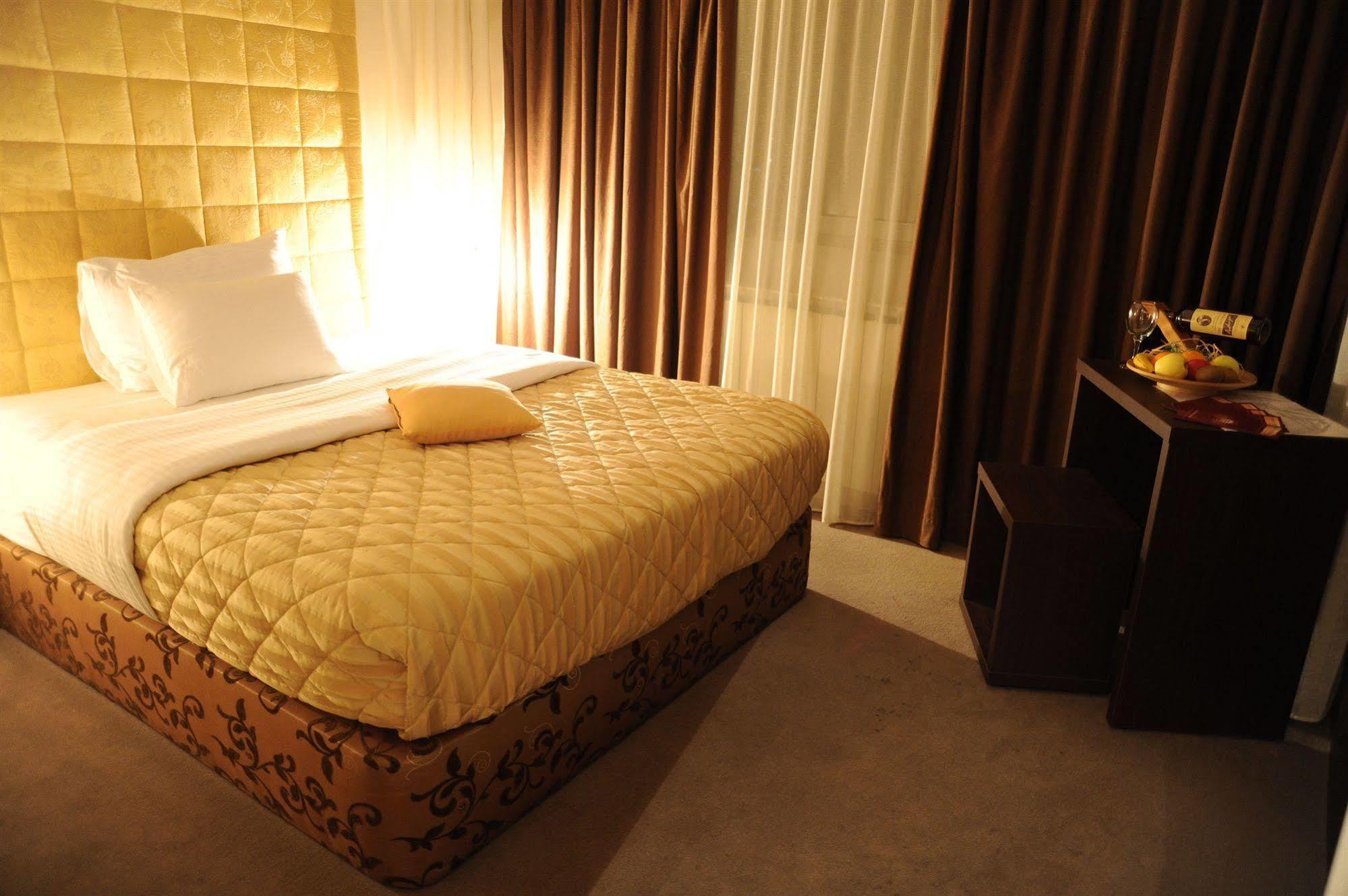 Hotel Merona Sarajevo Luaran gambar